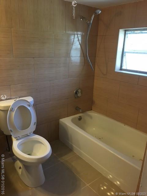 HOLLYWOOD BEACH HEIGHTS S - Residential Lease