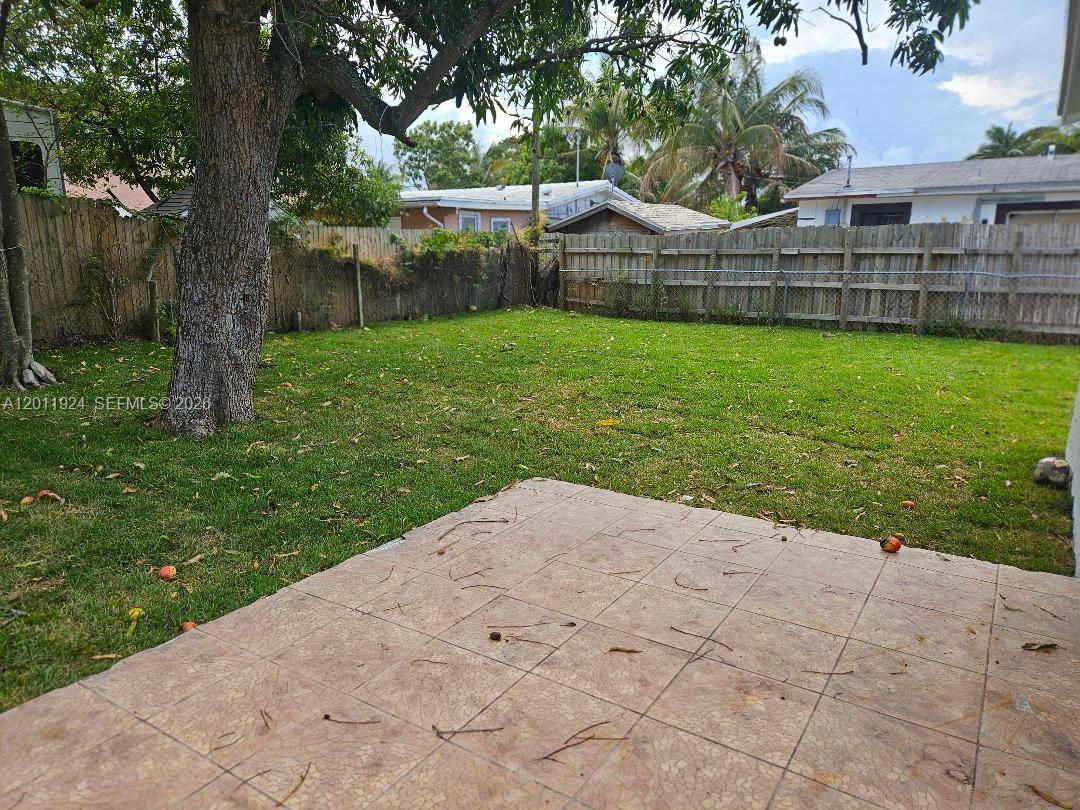LAKE AIRE ESTATES - Residential