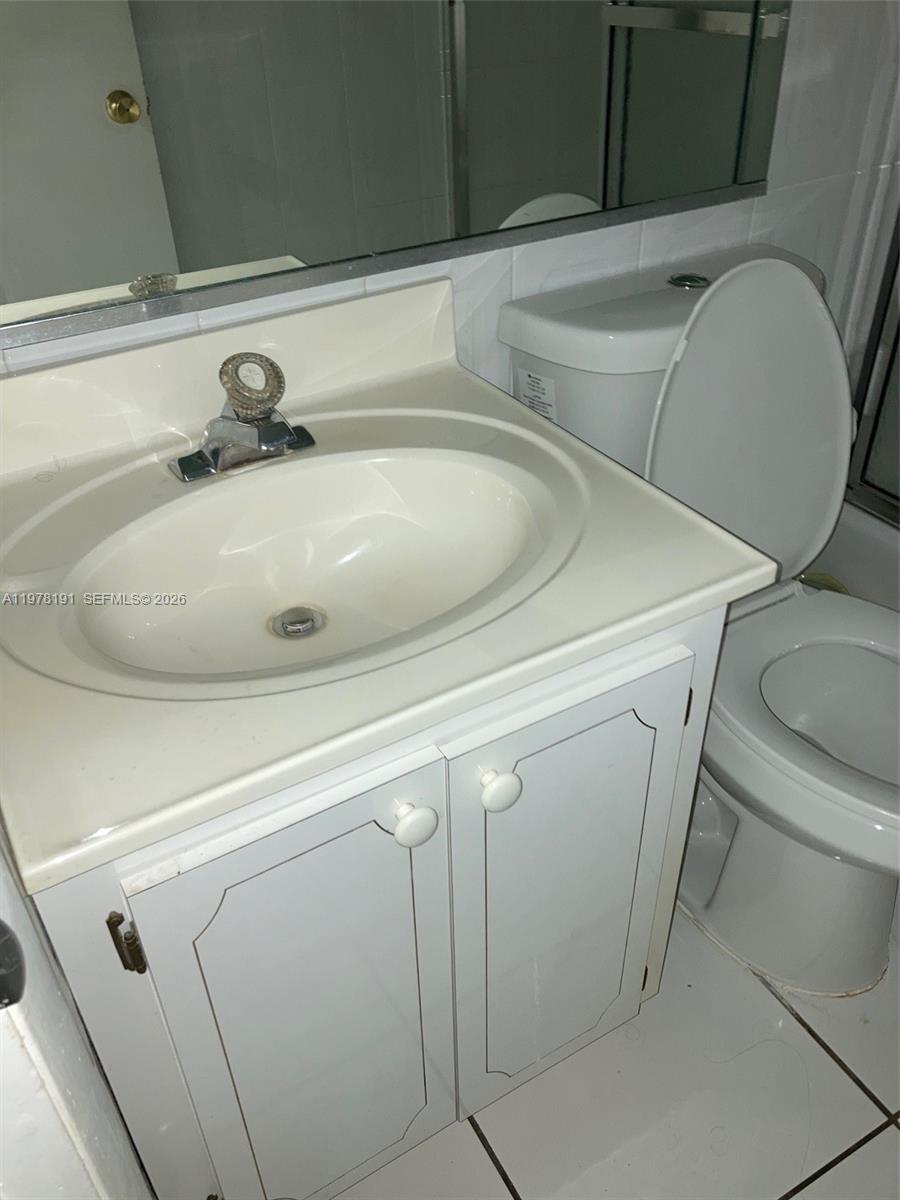 VILLA DEL SOL CONDO - Residential