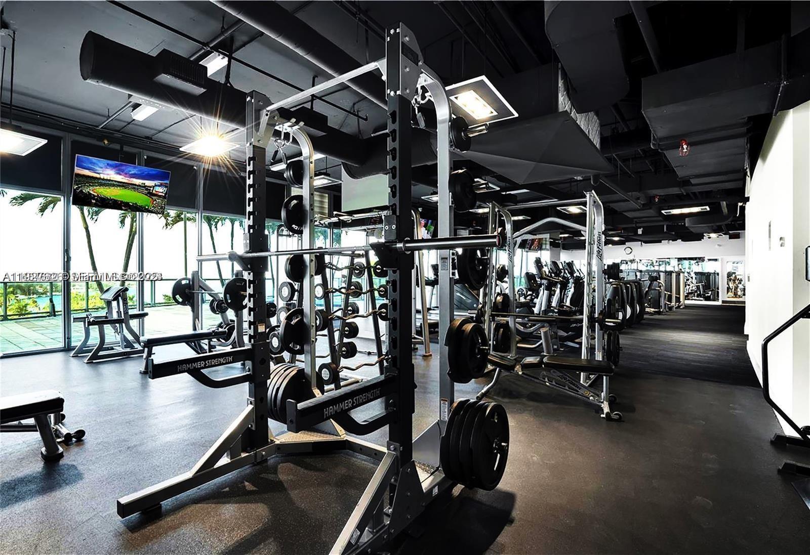 BLUE CONDO - Residential