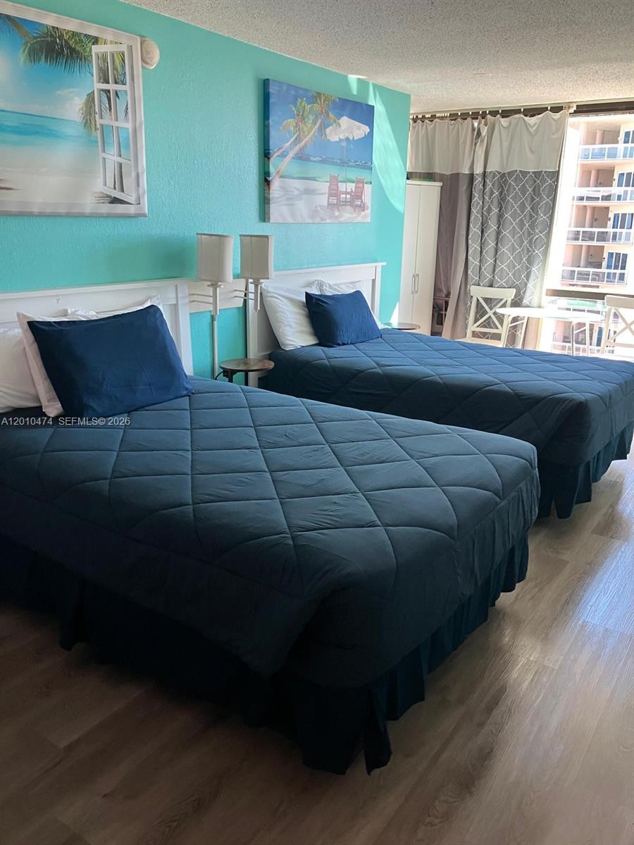 OCEANSIDE INN - Residential