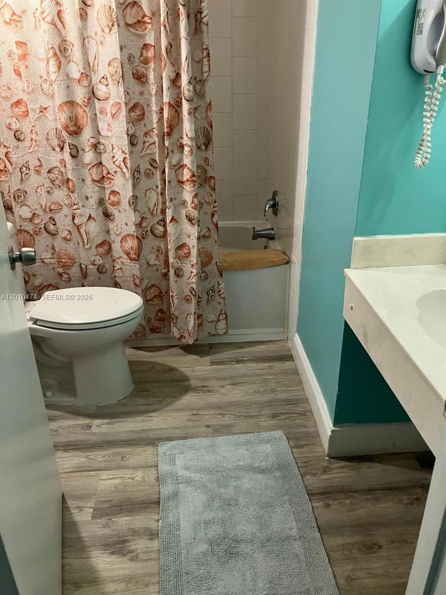 OCEANSIDE INN - Residential