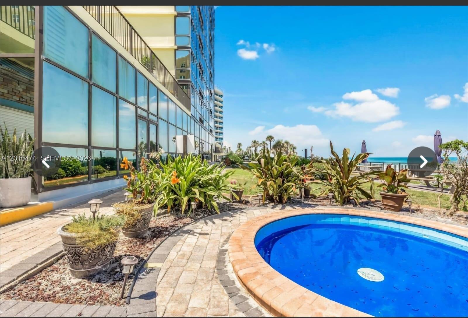 OCEANSIDE INN - Residential