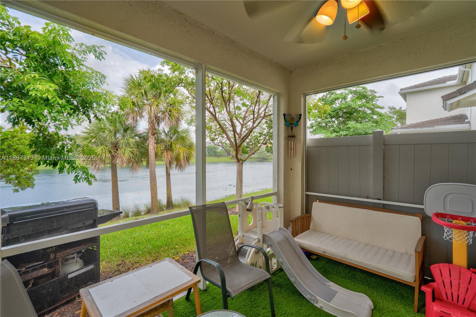 HILLCREST COUNTRY CLUB - Residential