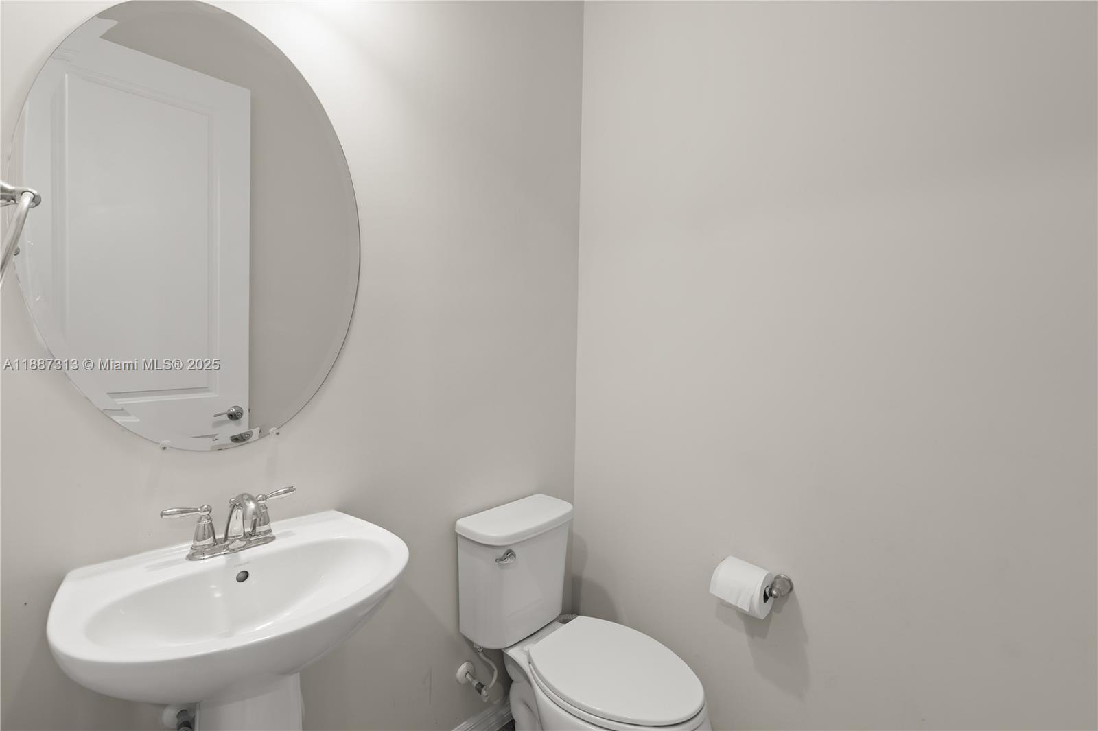 HILLCREST COUNTRY CLUB - Residential