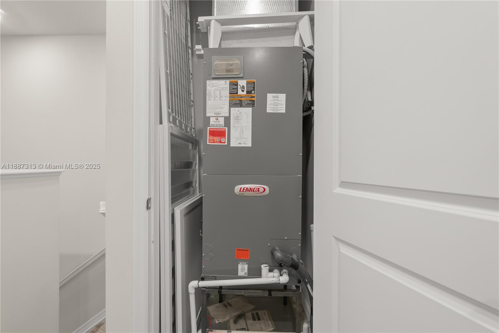 HILLCREST COUNTRY CLUB - Residential