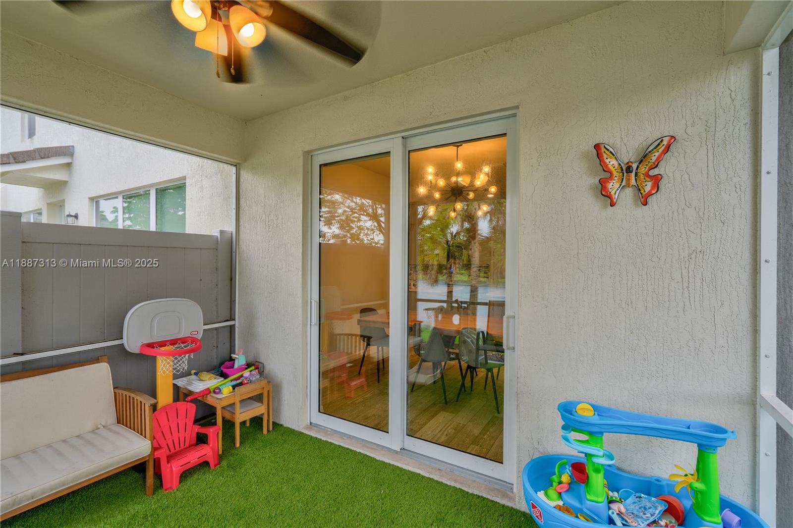 HILLCREST COUNTRY CLUB - Residential