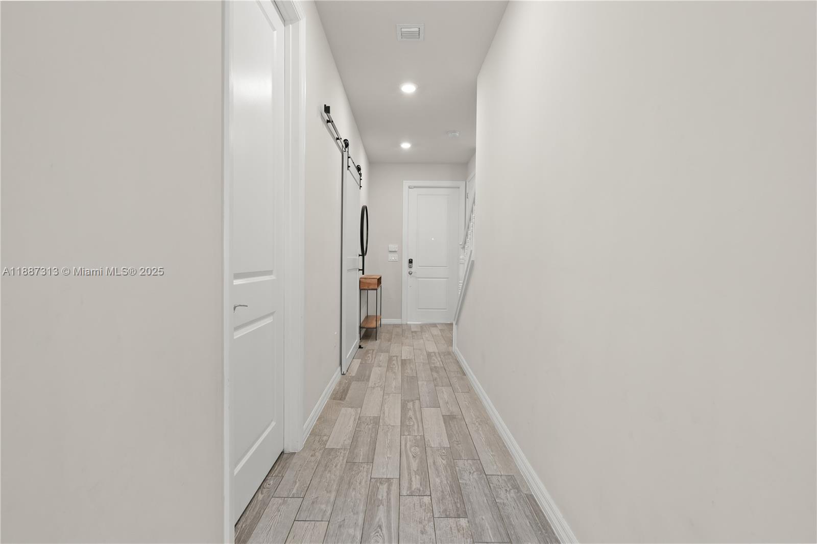 HILLCREST COUNTRY CLUB - Residential