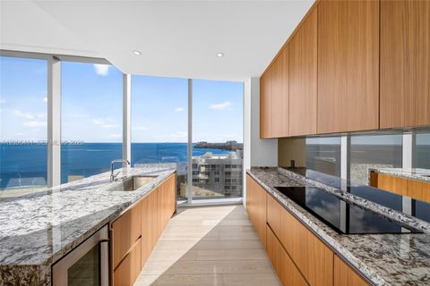 Tiny photo for 175 SE 25th Road #1202, Miami, FL 33129 (MLS # A12006411)