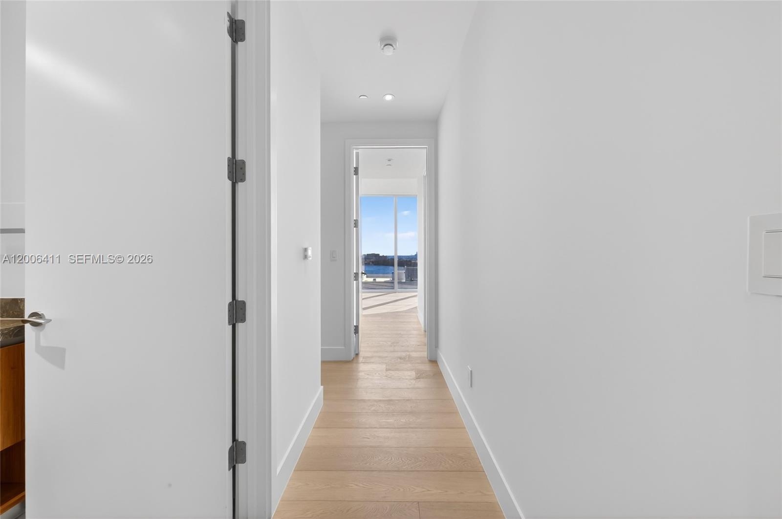 UNA RESIDENCES - Residential