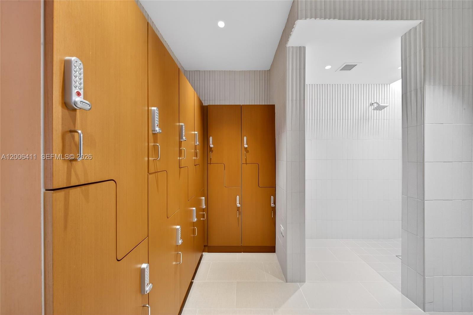 UNA RESIDENCES - Residential