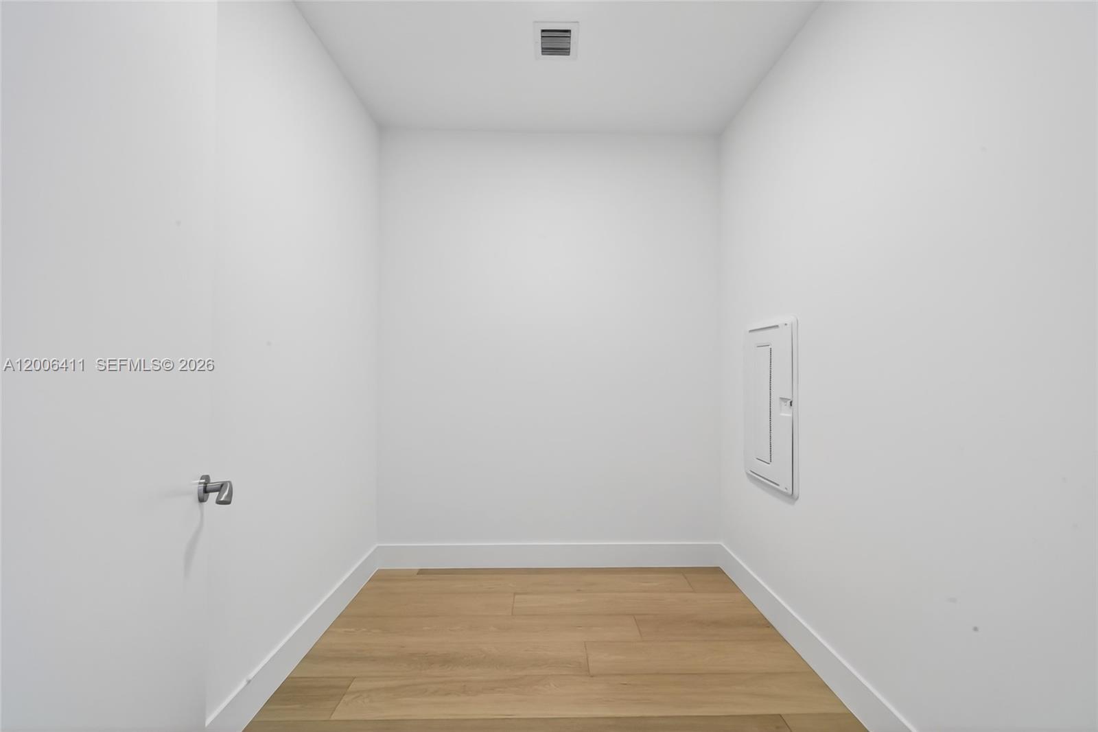 UNA RESIDENCES - Residential