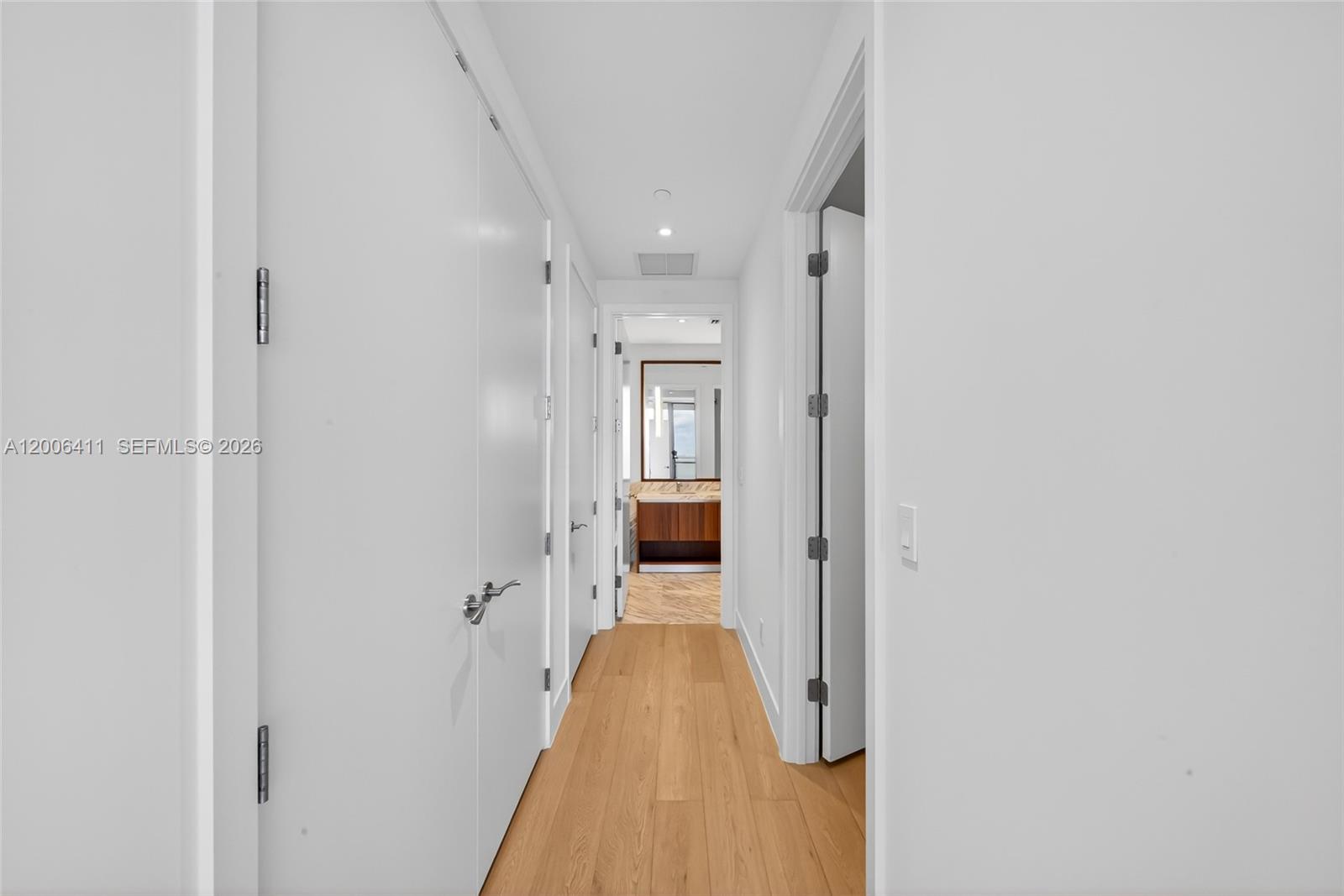 UNA RESIDENCES - Residential