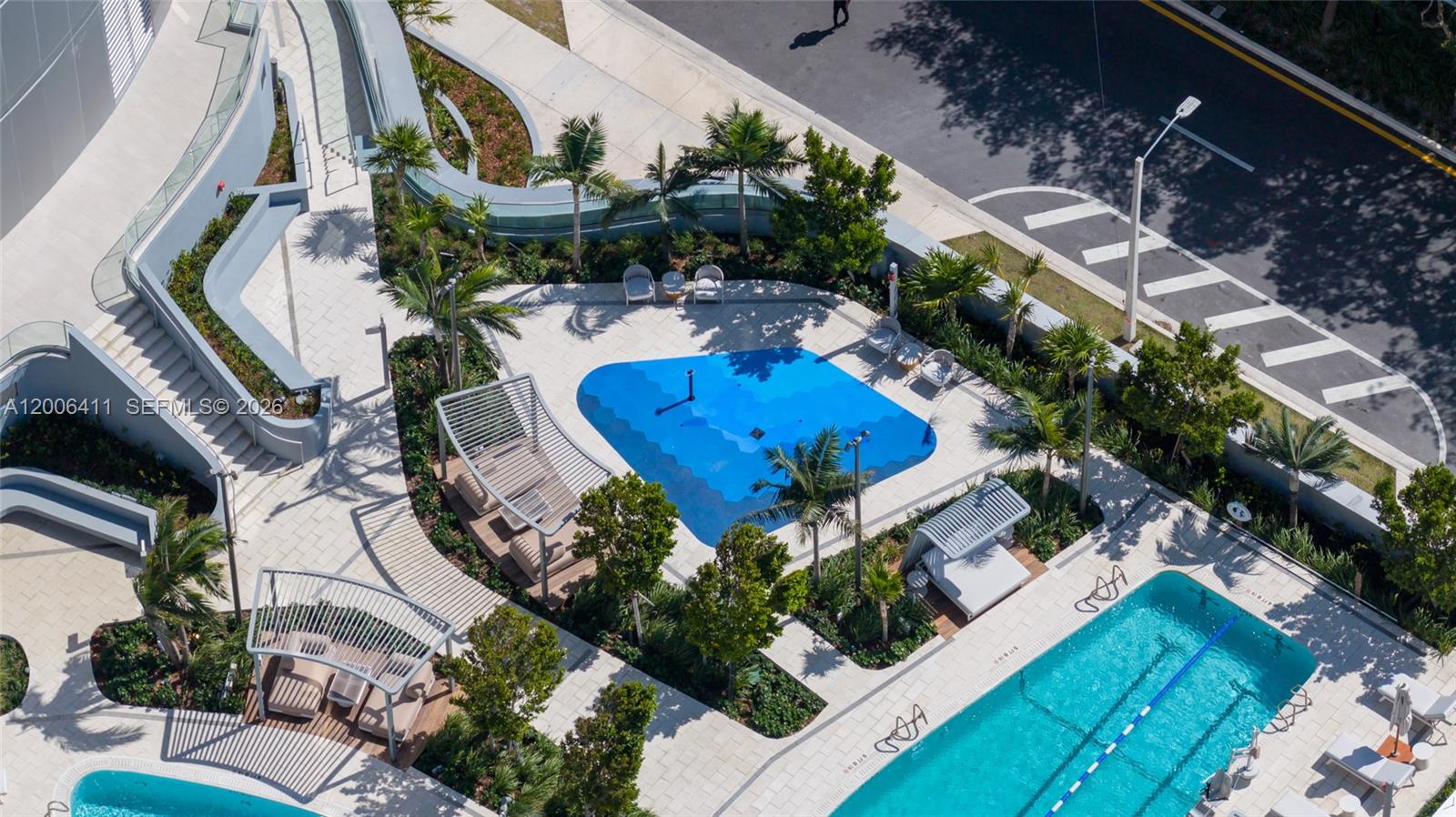 UNA RESIDENCES - Residential