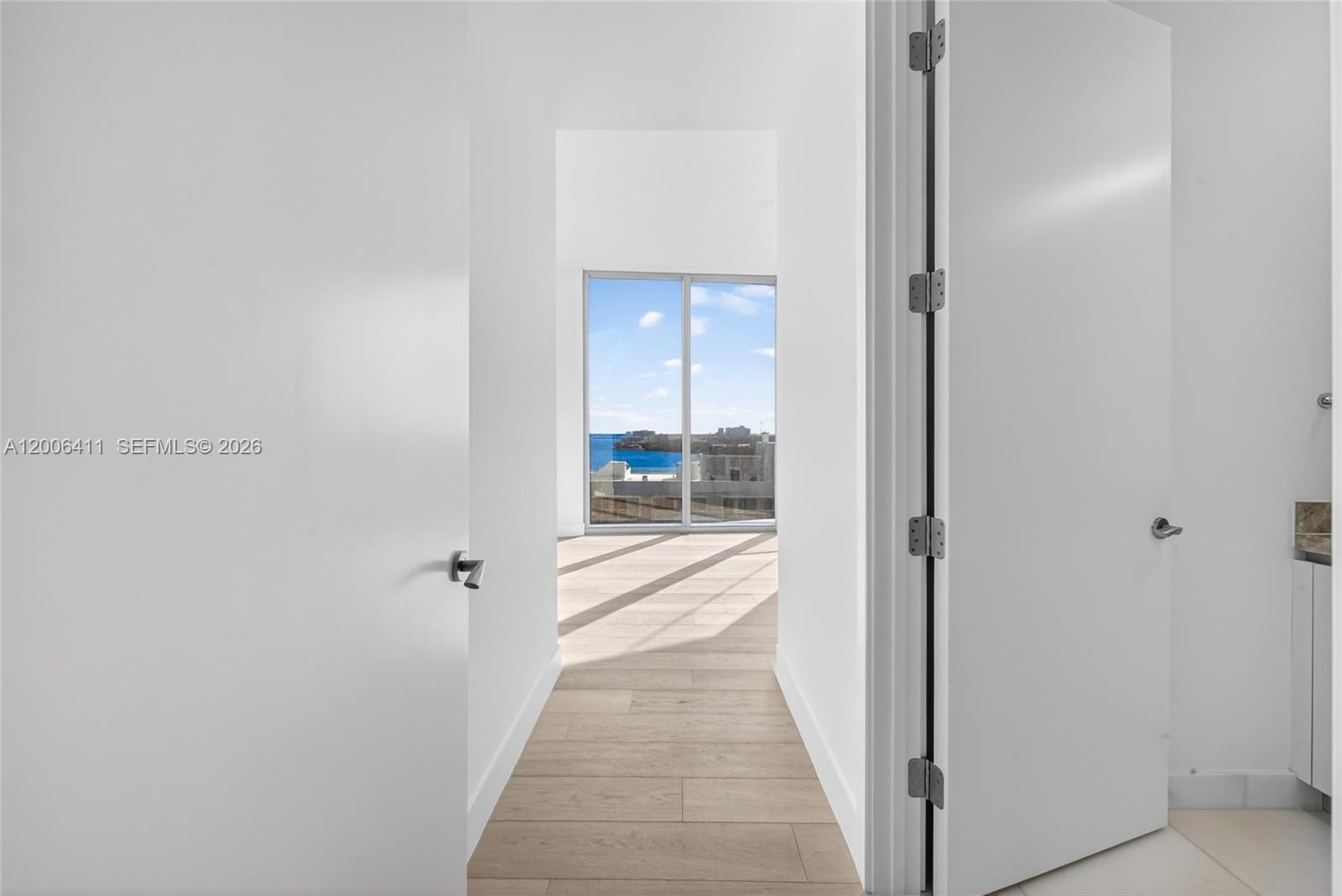 UNA RESIDENCES - Residential