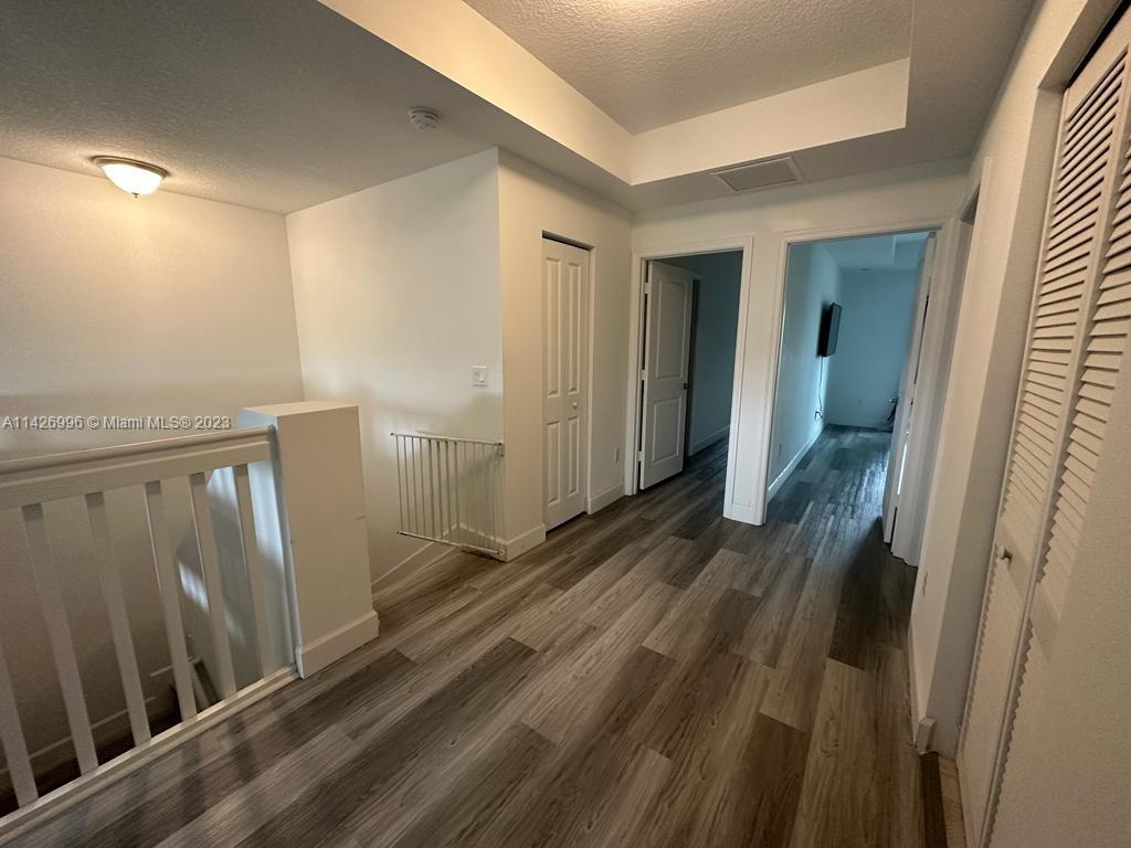 RESIDENCES AT PALM AIRE - Residential Lease