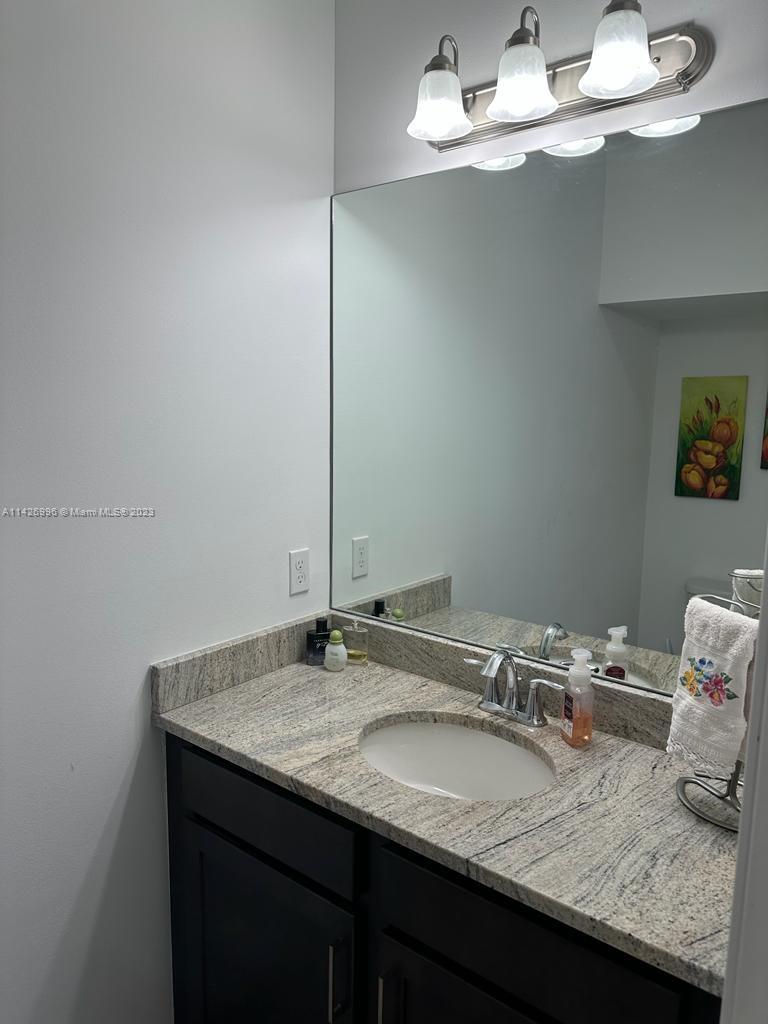 RESIDENCES AT PALM AIRE - Residential Lease