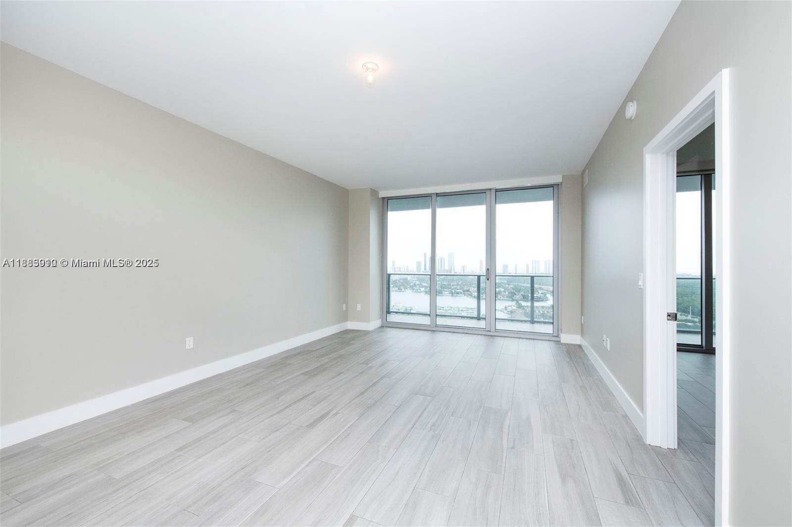 THE HARBOUR SOUTH CONDO - Residential Lease