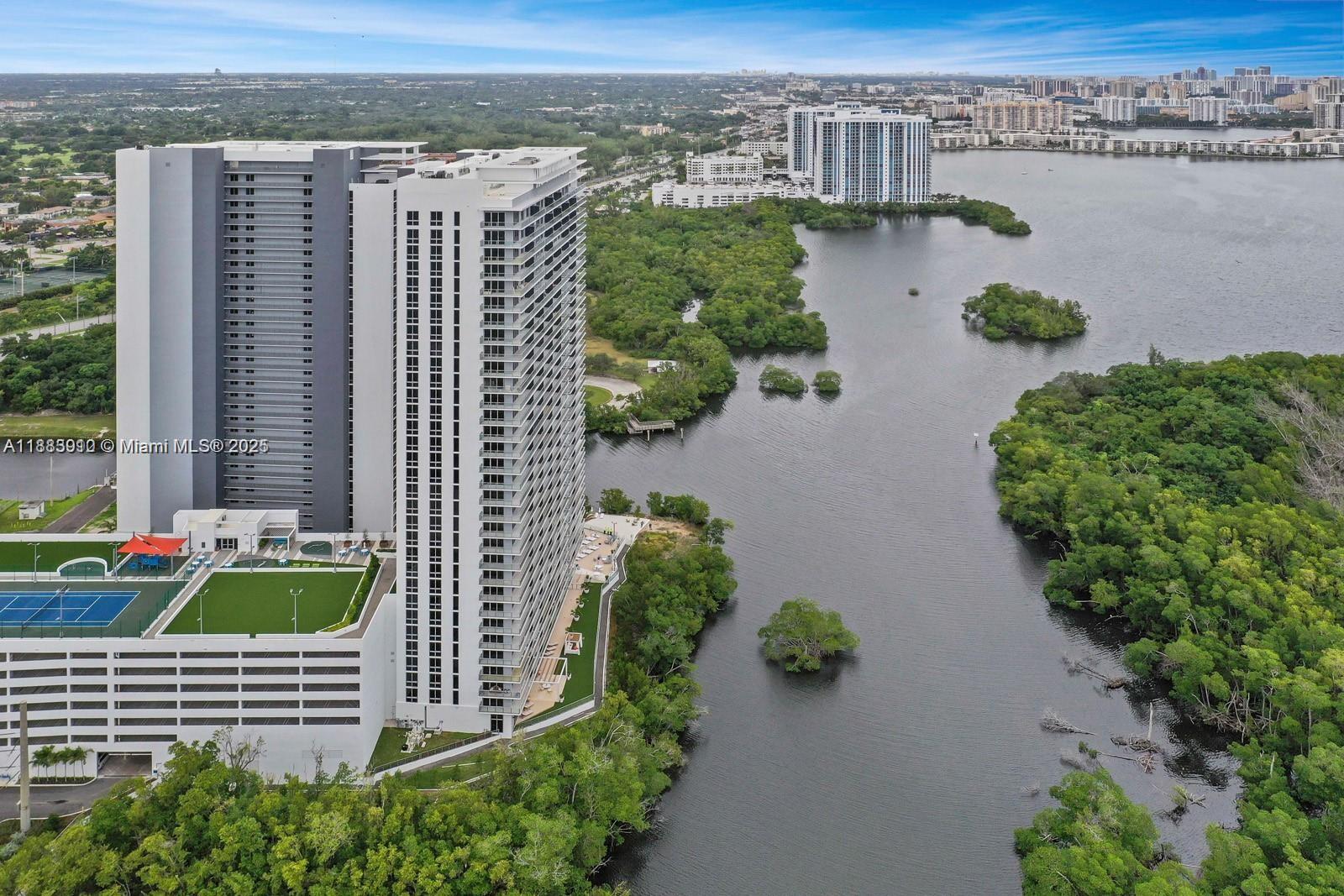 THE HARBOUR SOUTH CONDO - Residential Lease