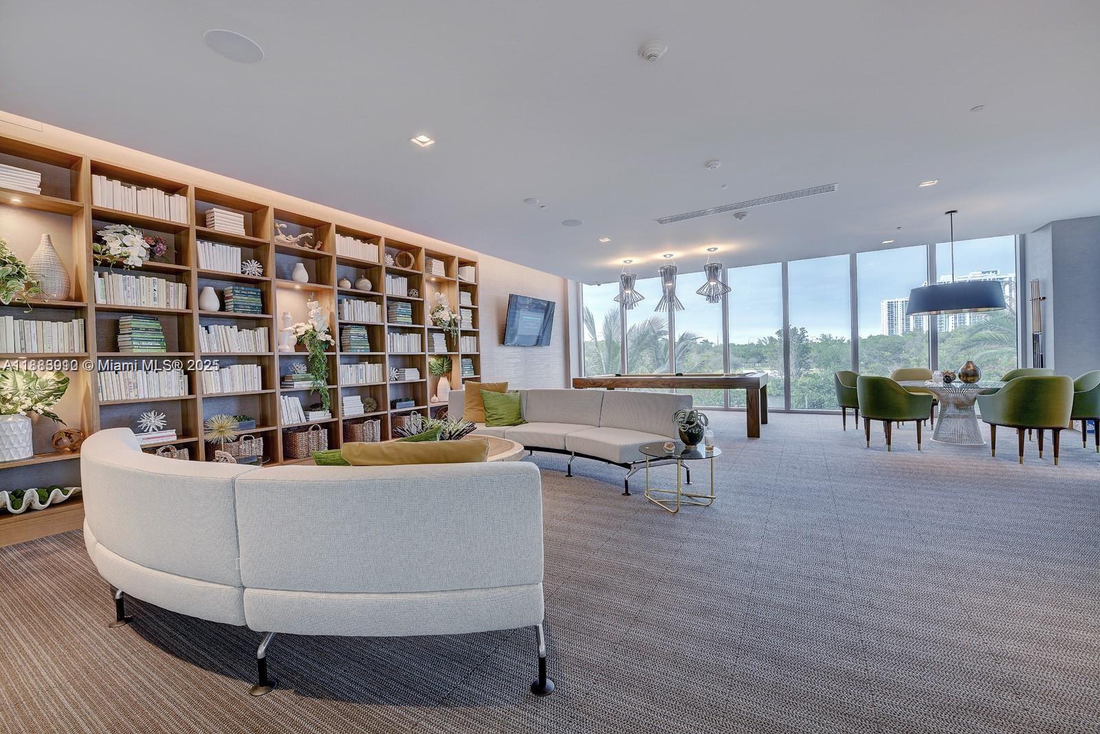 THE HARBOUR SOUTH CONDO - Residential Lease