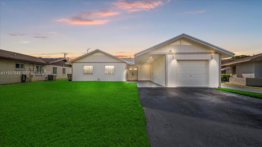 Photo of 2279 Nova Village Dr, Davie, FL 33317 (MLS # A11937646)