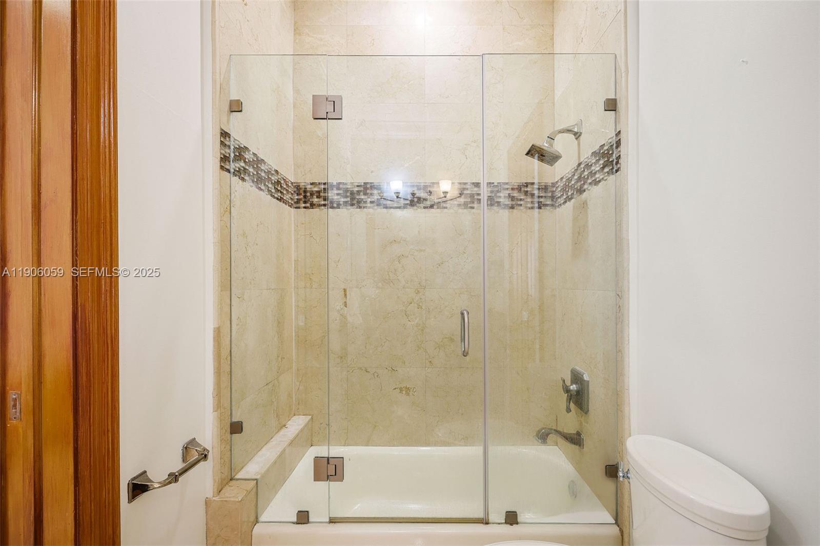 HORSE COUNTRY - Residential