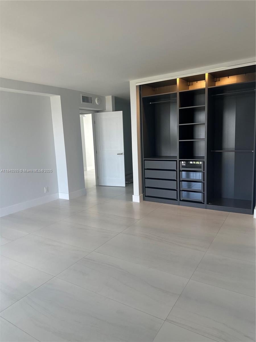 PLAZA SOUTH CONDO - Residential