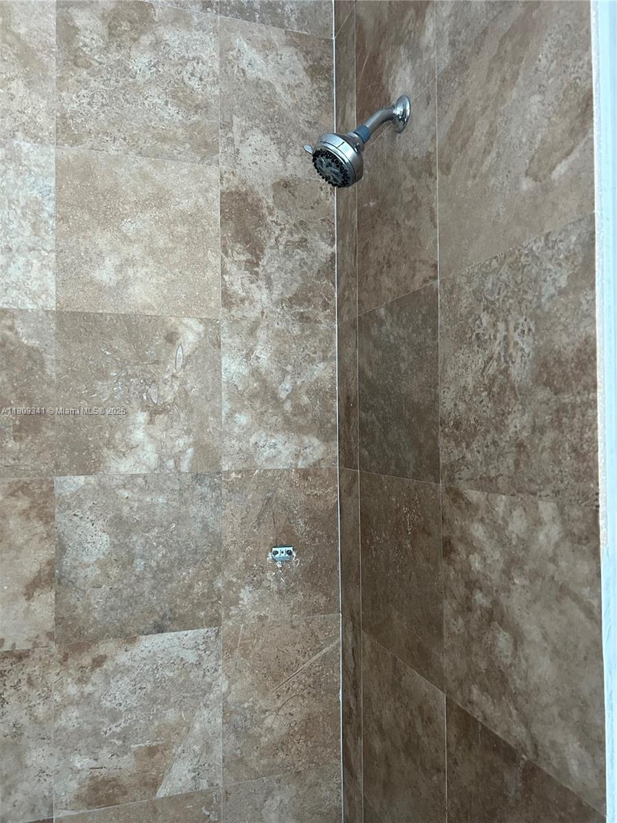 300 S Biscayne Blvd T-2011