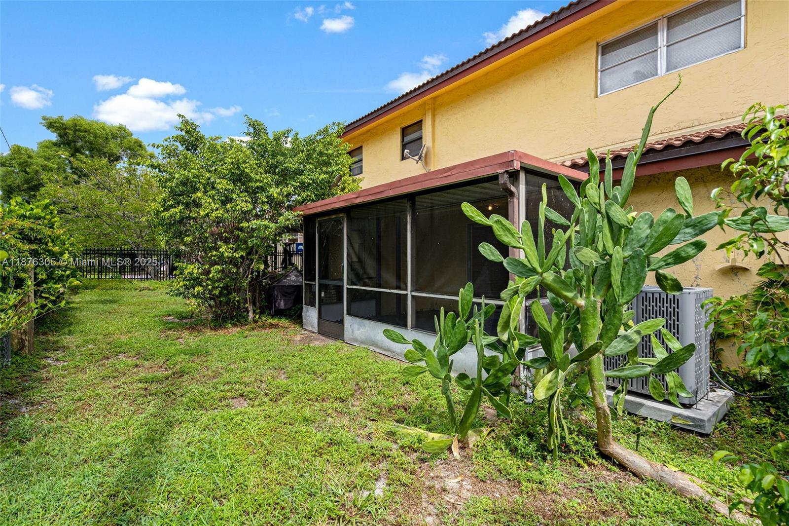 COLONIES TWO CONDO - Residential