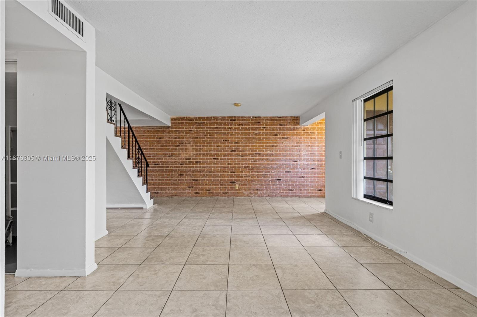 COLONIES TWO CONDO - Residential