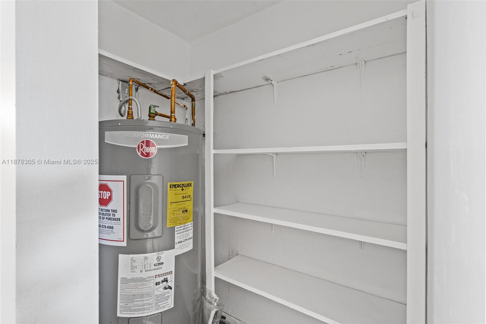 COLONIES TWO CONDO - Residential