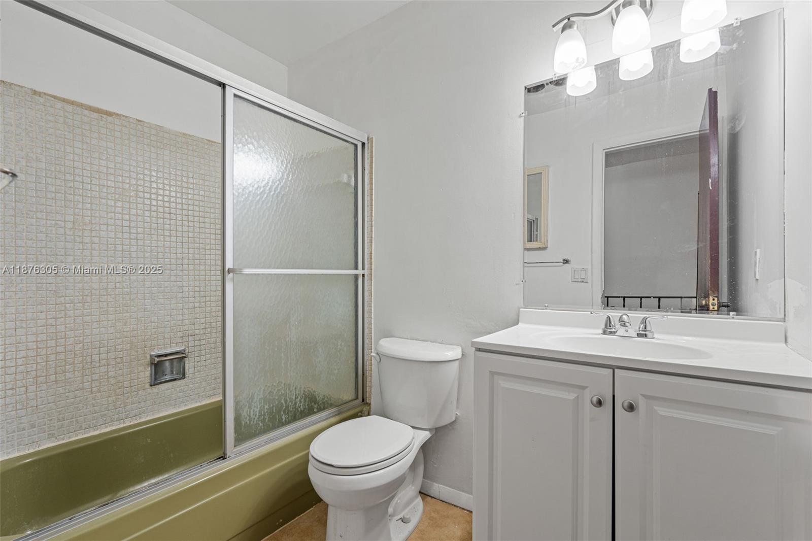 COLONIES TWO CONDO - Residential