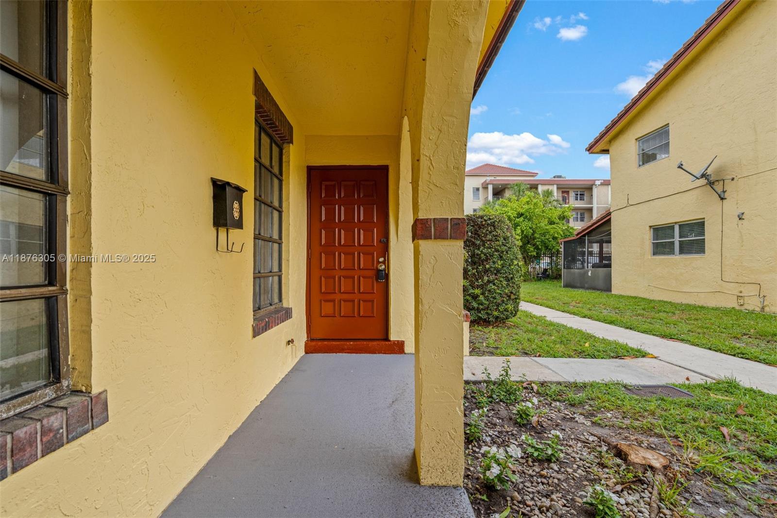 COLONIES TWO CONDO - Residential