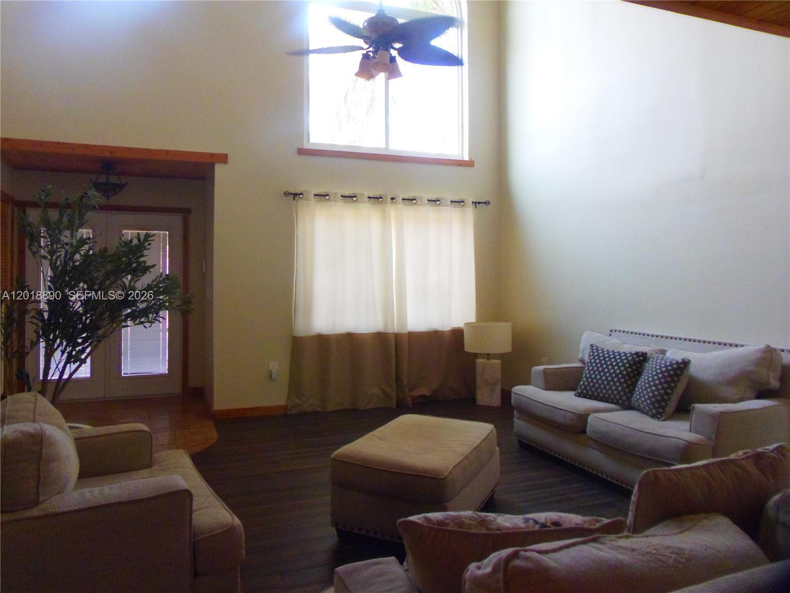 HOLIDAY SPRINGS VILLAGE S - Residential