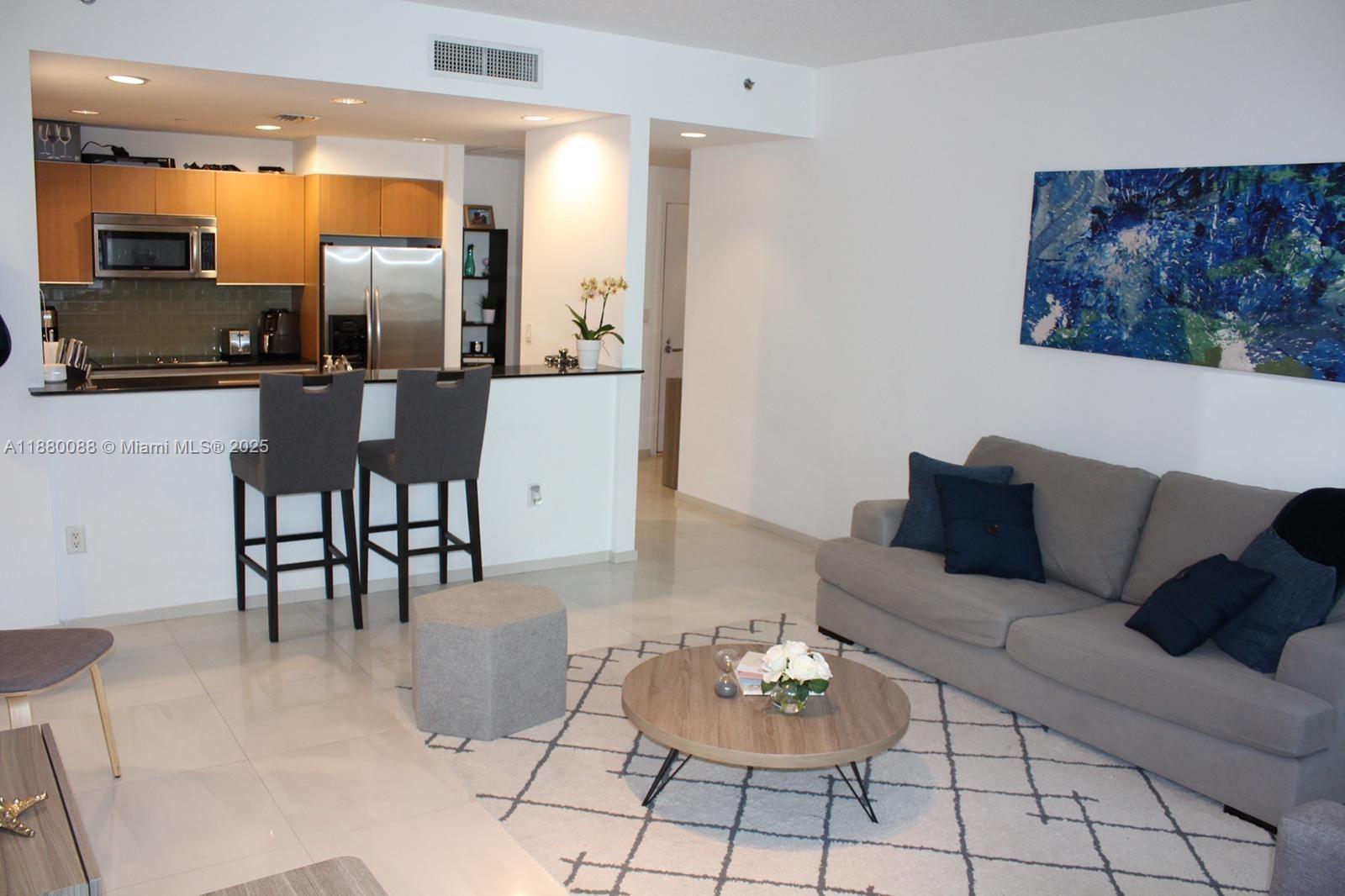 1050 Brickell Ave 1510