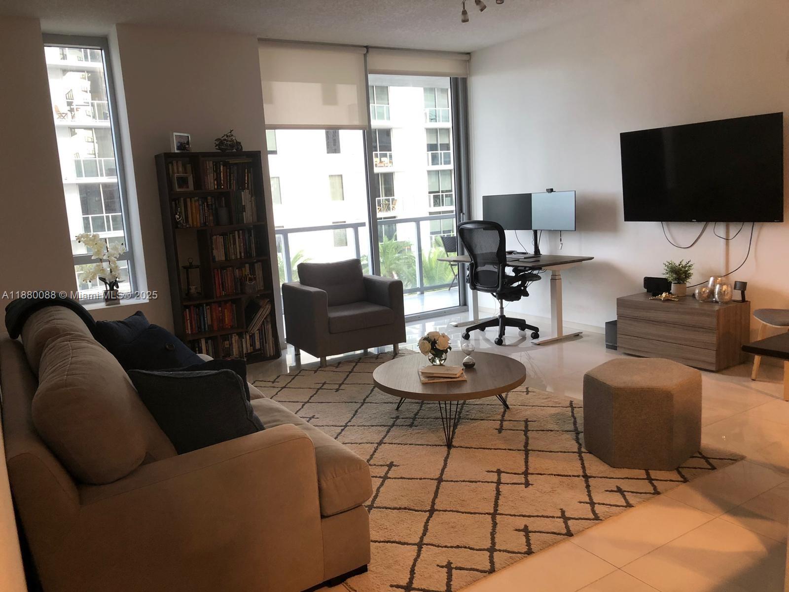 1050 Brickell Ave 1510