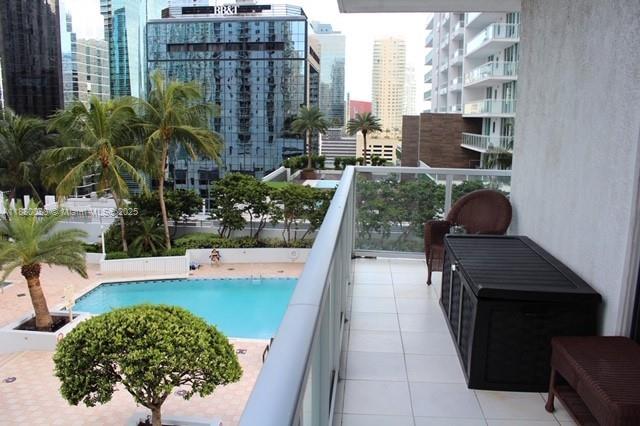 Beautiful 1 bed 1 bath FURNISHED corner unit facing East in best location on Brickell Avenue, one of the largest units at the building. Unit features: walk in closet; stainless steel appliances, granite countertops and porcelain/marble floors and windows treatment throughout. Wraparound balcony ideal for outdoor entertainment; 1 parking space; washer & dryer inside the unit. Walking distance from people mover and metro rail stations, many restaurants, Mary Brickell Village and Miami Brickell City Center. Building offers great amenities.