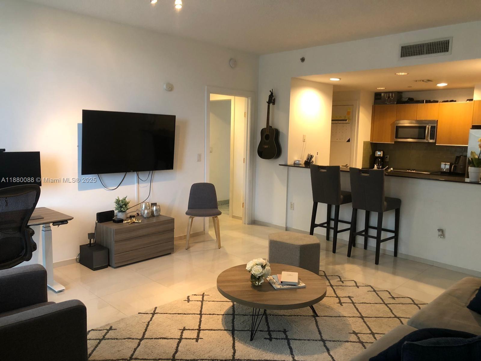 1050 Brickell Ave 1510