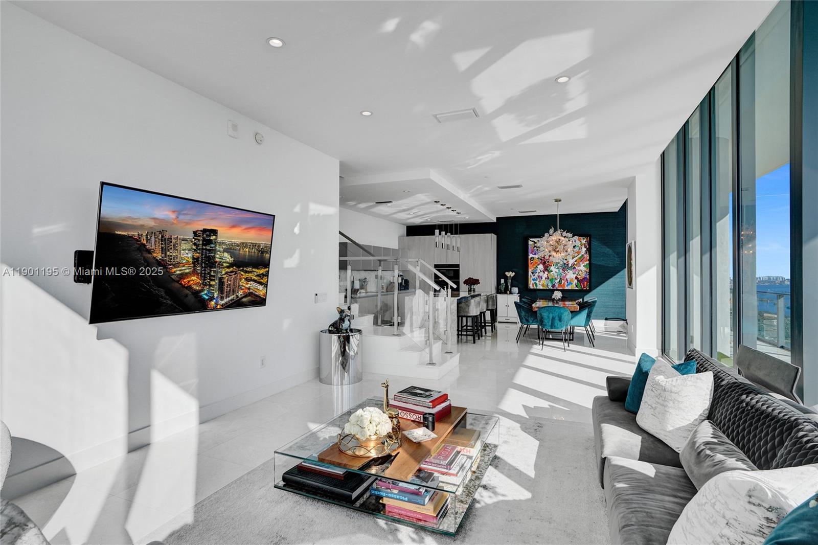 ONE PARAISO CONDO - Residential