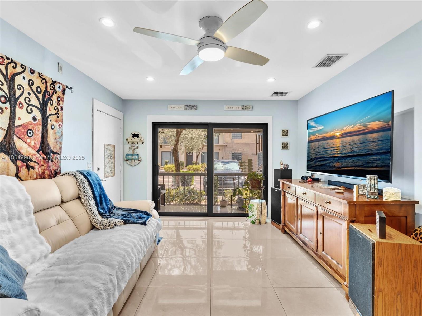 CYPRESS CLUB CONDO - Residential