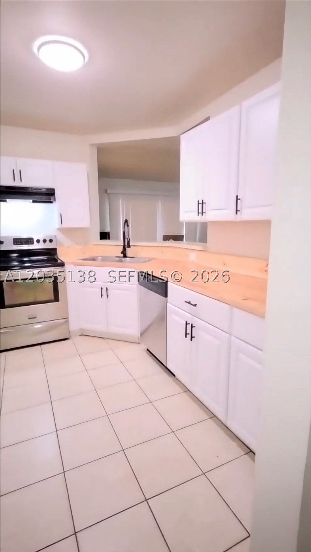 3465 NW 44th St