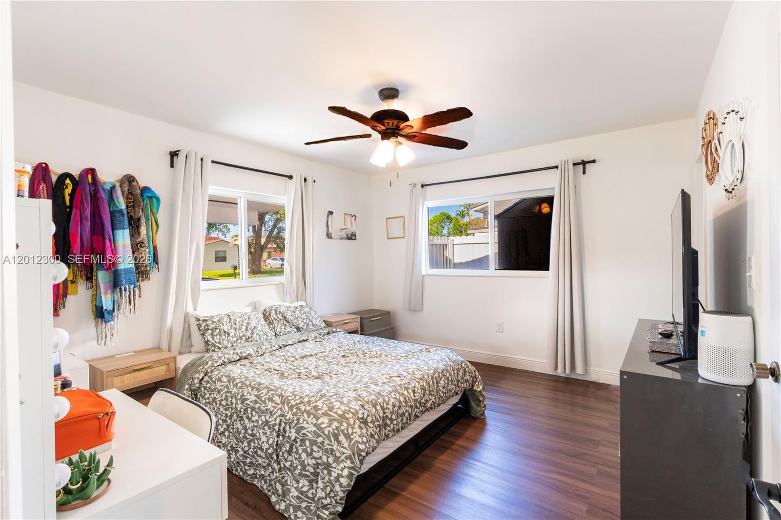 LINWOOD GARDENS NO 1 - Residential