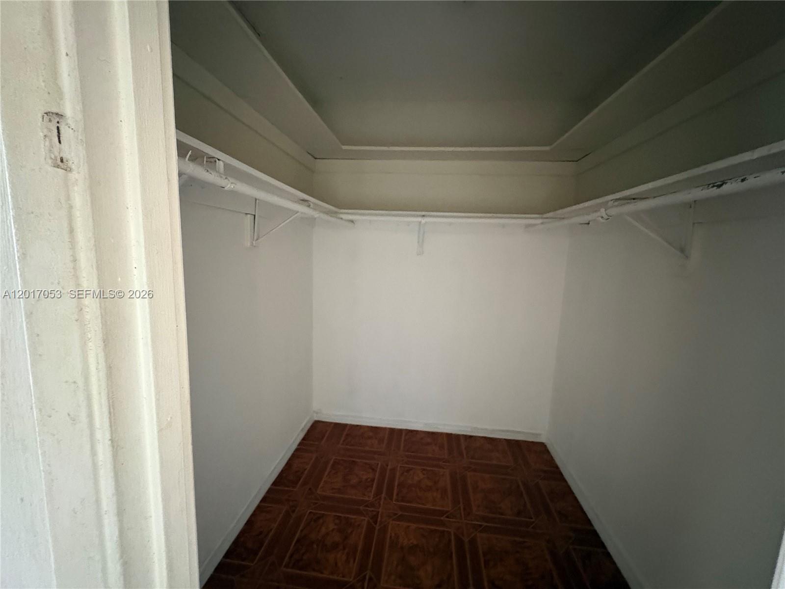 JADE WINDS GROUP - - Residential