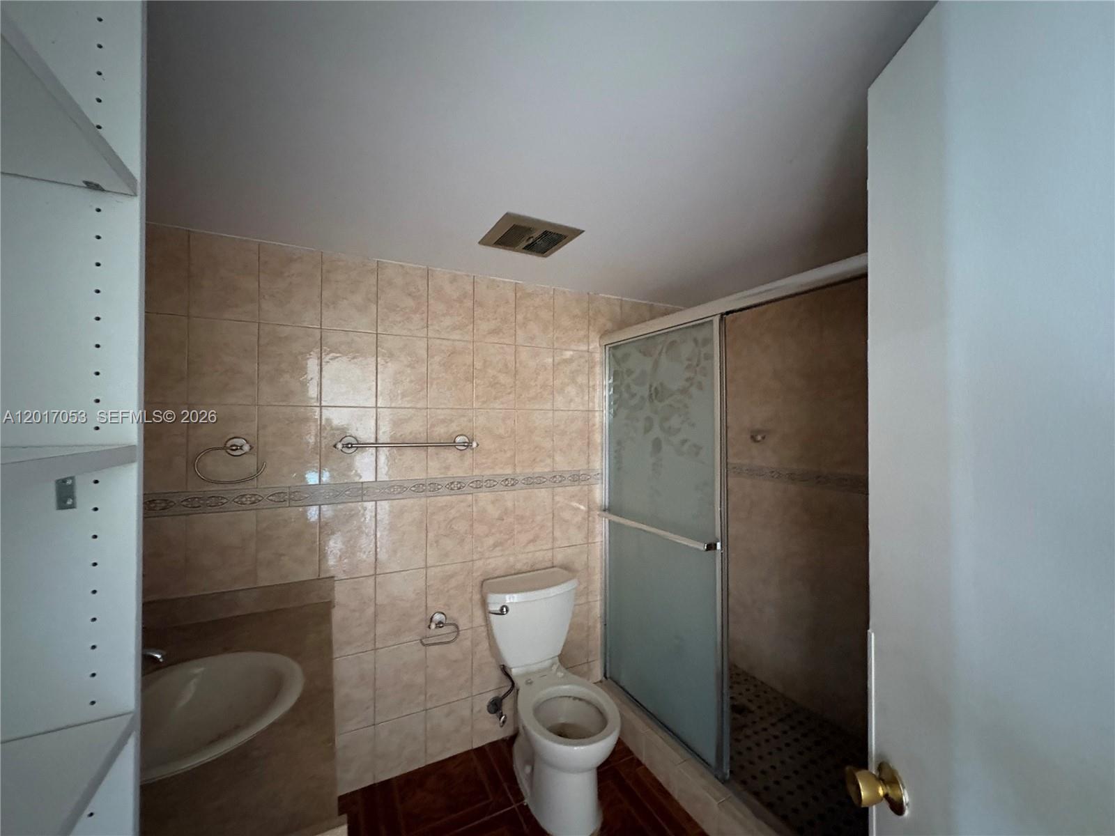 JADE WINDS GROUP - - Residential