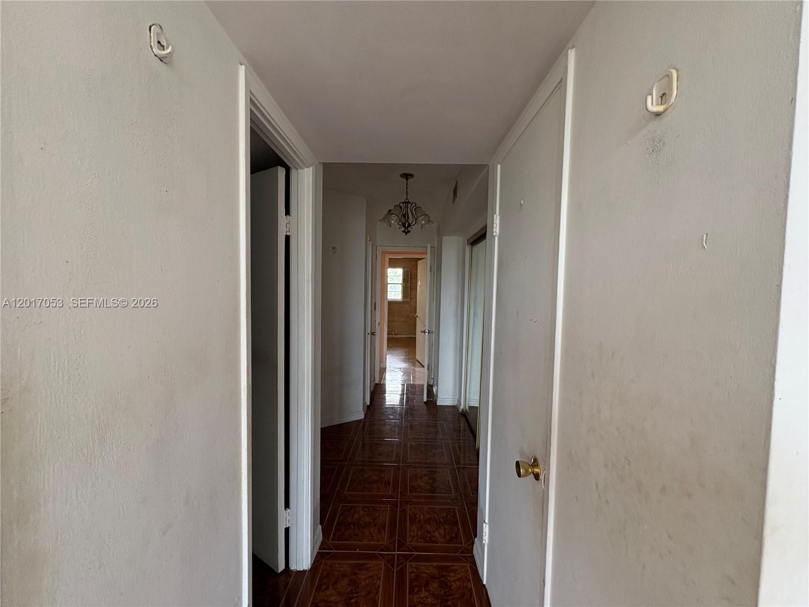 JADE WINDS GROUP - - Residential