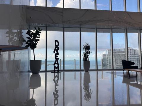 300 Biscayne Blvd Way 505C Miami FL 33131