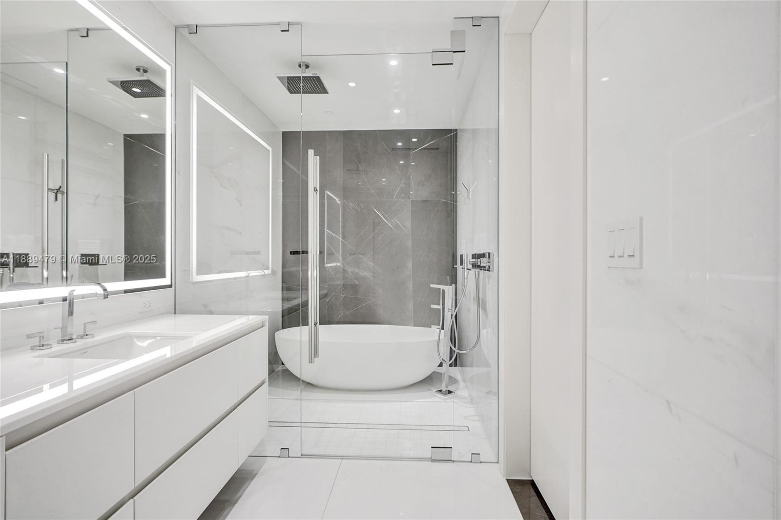 Aston Martin Residences - Residential