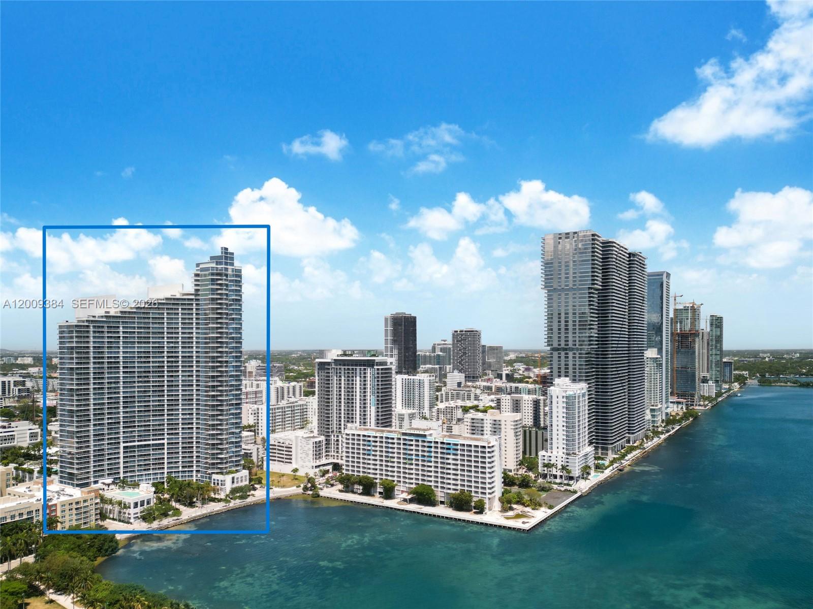 PARAMOUNT BAY CONDO - Residential