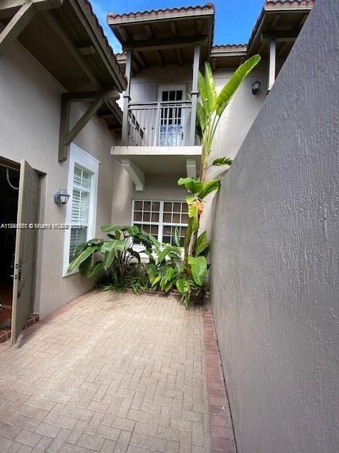 903 SW 146th Ter 0