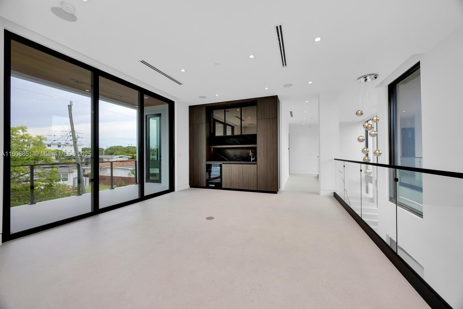 CAMNER GABLES 1ST ADDN - Residential